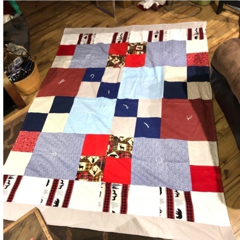 Lightweight Hand sewn Patchwork Quilt 75”X56”